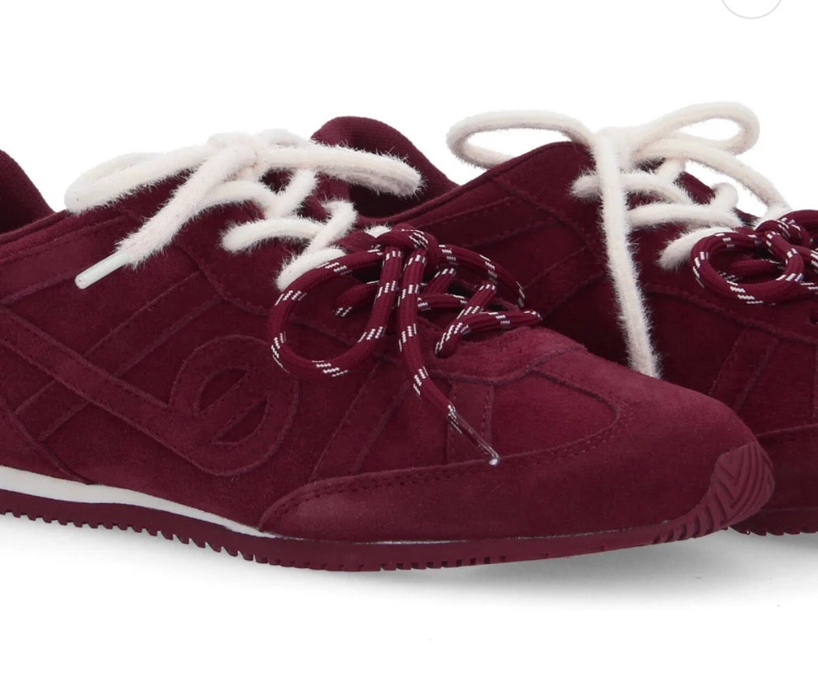 Baskets NO NAME EVO RUN W
ROUGE BORDEAUX