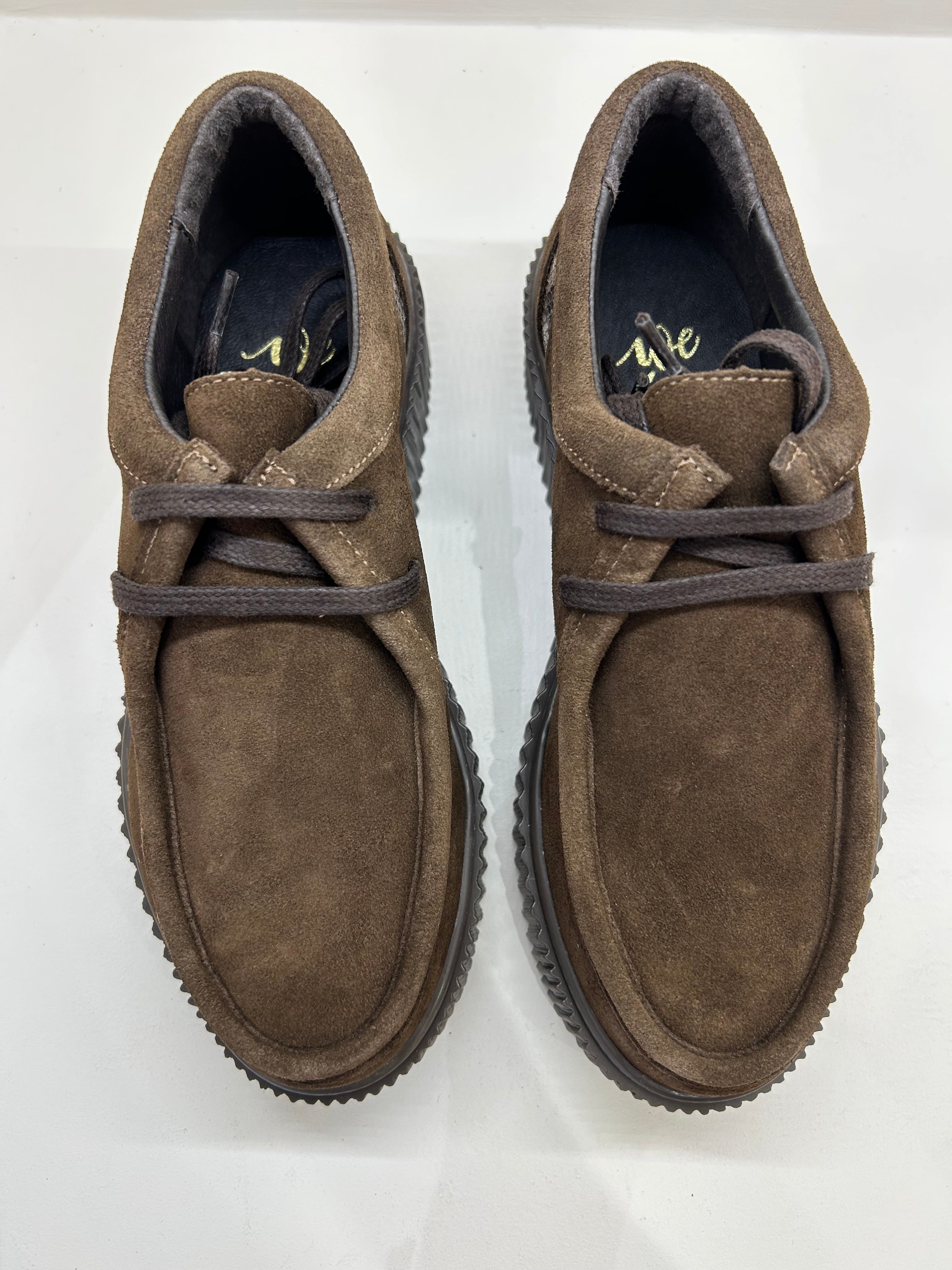 Derbies Wallabee WE DO à Plateforme Striée en Daim Marron — Look Urban-Chic