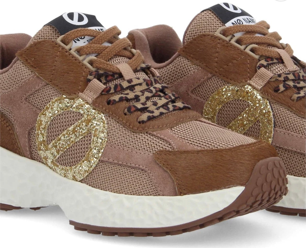 Carter 2.0 runner W
MARRON/DORE - No name