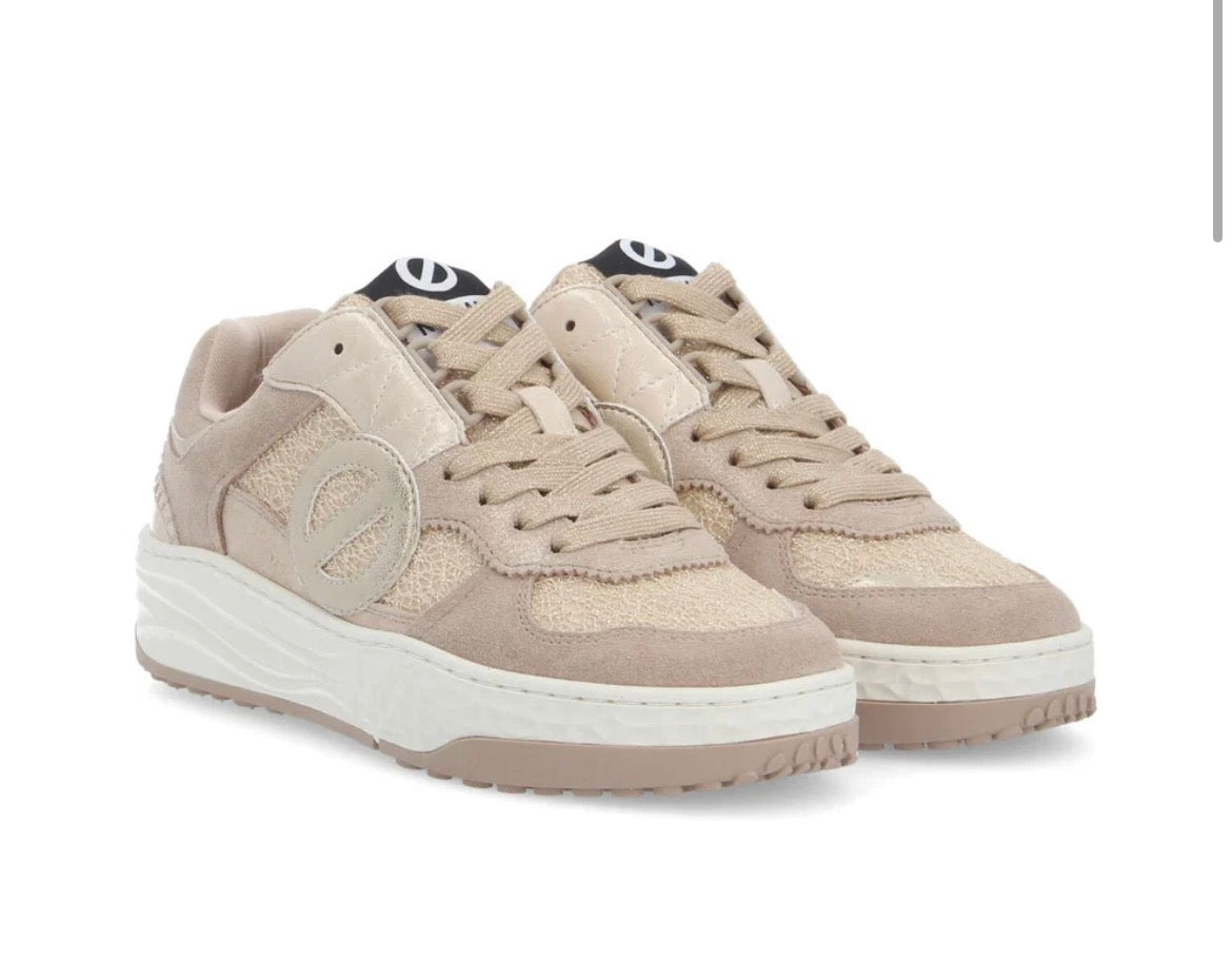 Tyler court W
NOIR/ARGENT ou BEIGE/DORE - No name