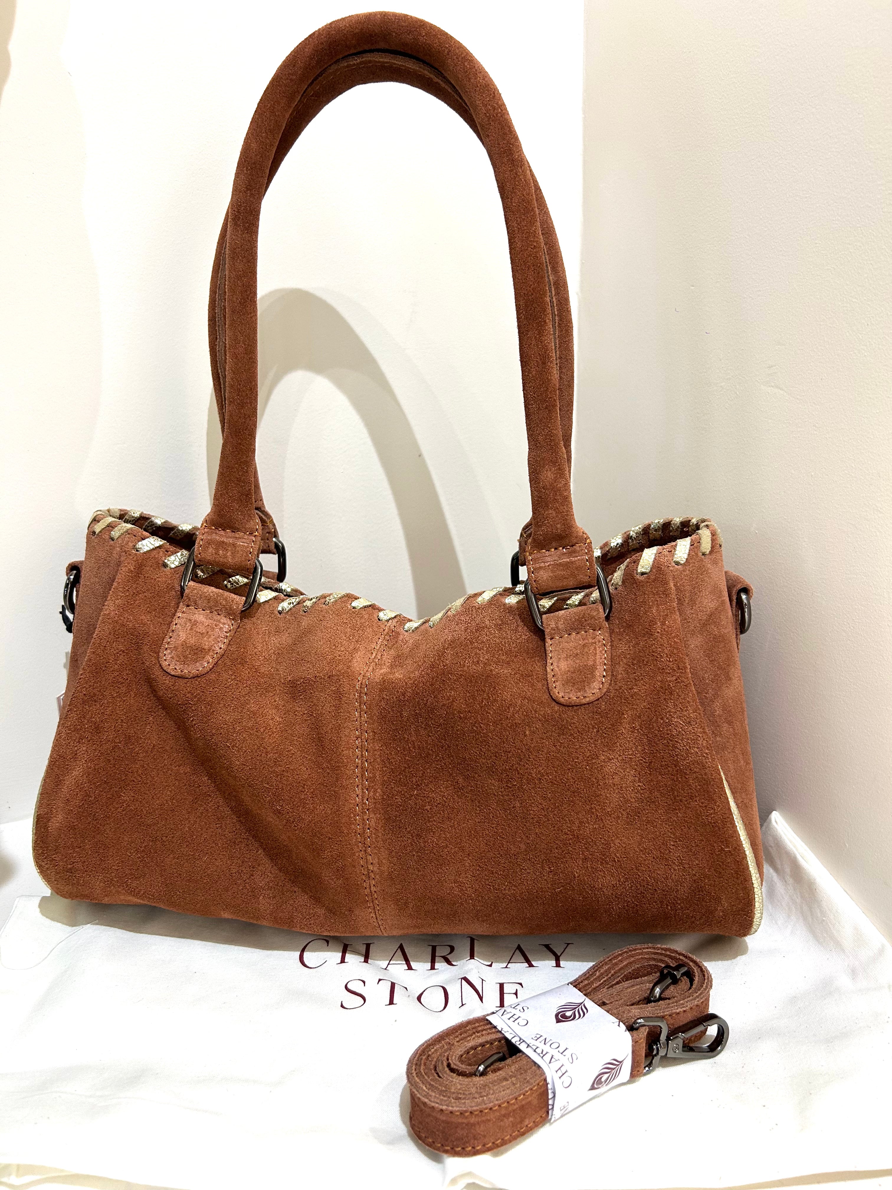 Sac à main en daim camel à détails tressés doré