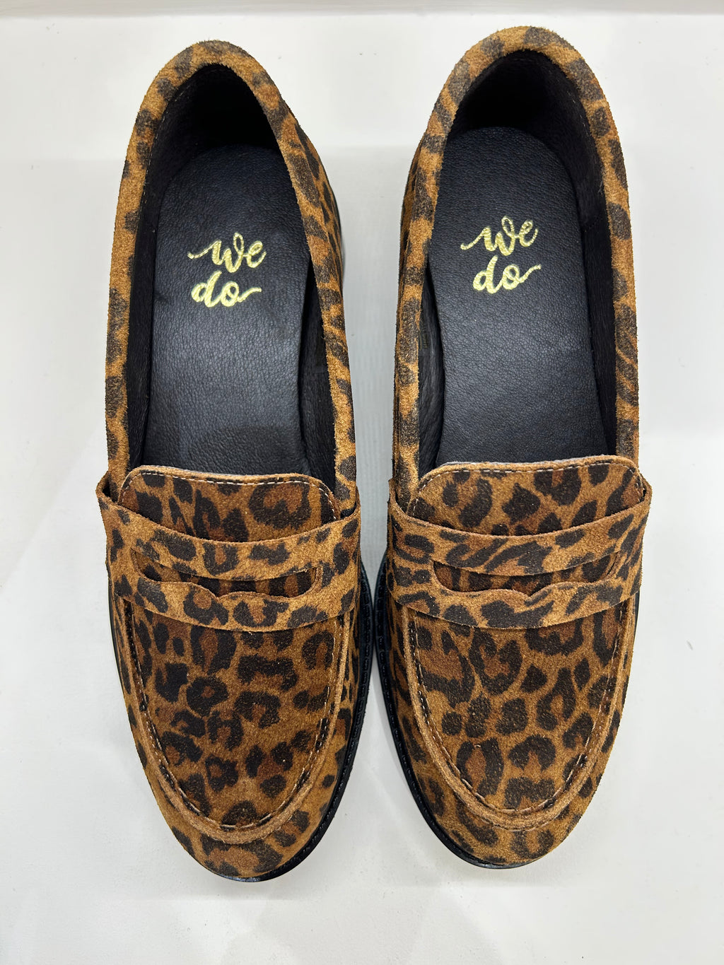 Mocassins WE DO Penny en Cuir Daim Imprimé Léopard — Le Chic Audacieux