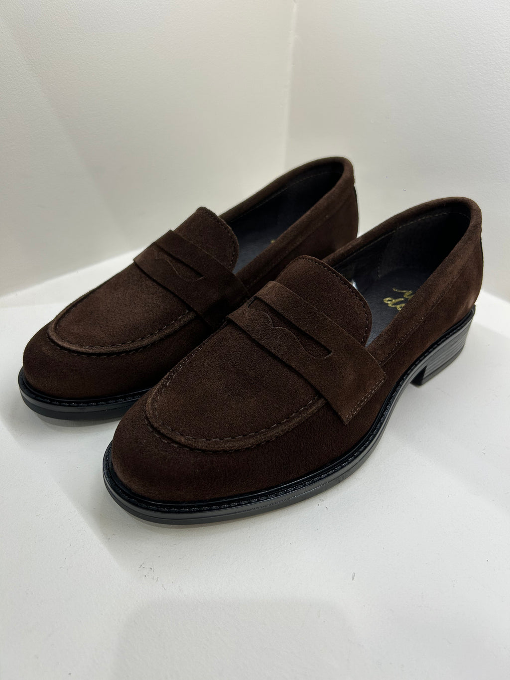 Mocassins WE DO Penny Classiques en Daim Chocolat
