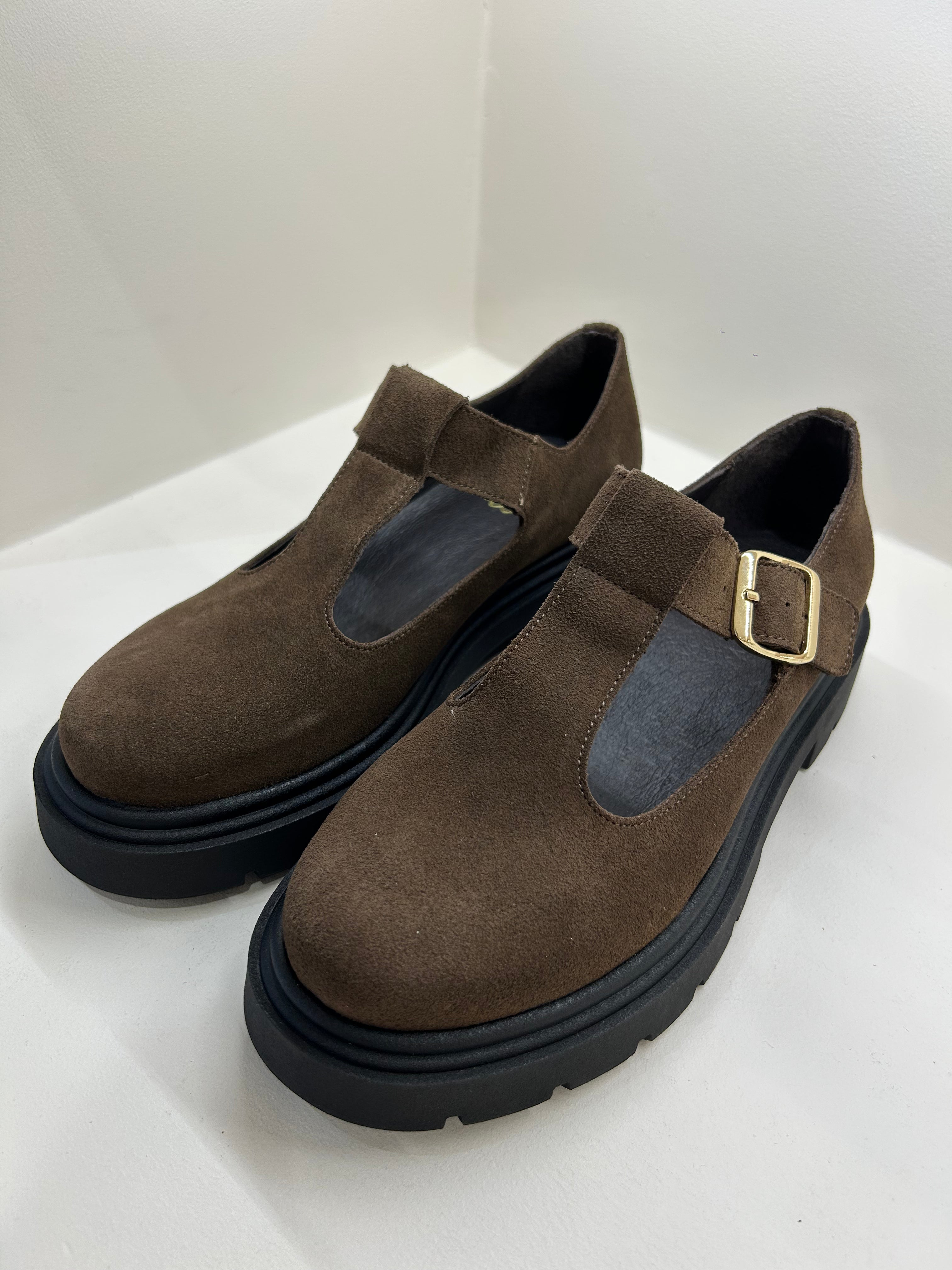 Salomés Chunky WE DO en Daim Marron — Élégance Retro-Chic